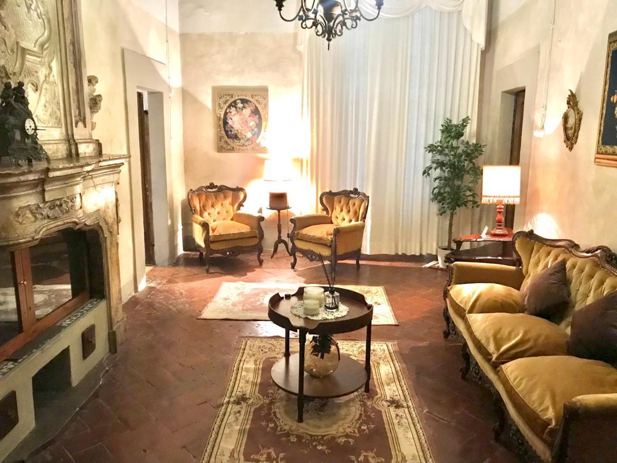 Suite Romantica Con Giardino In Dimora Storica - Camera E Appartamento - B&B Palazzo Robicci Castiglion Fiorentino Exterior foto